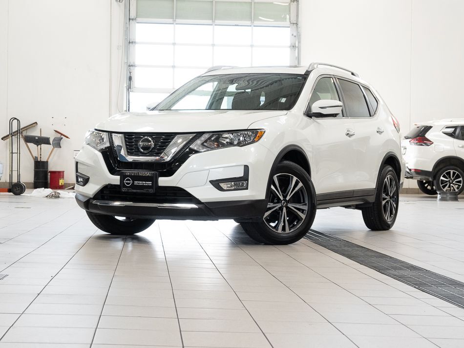 2020 Nissan Rogue SV AWD w/Moonroof + Technology Package