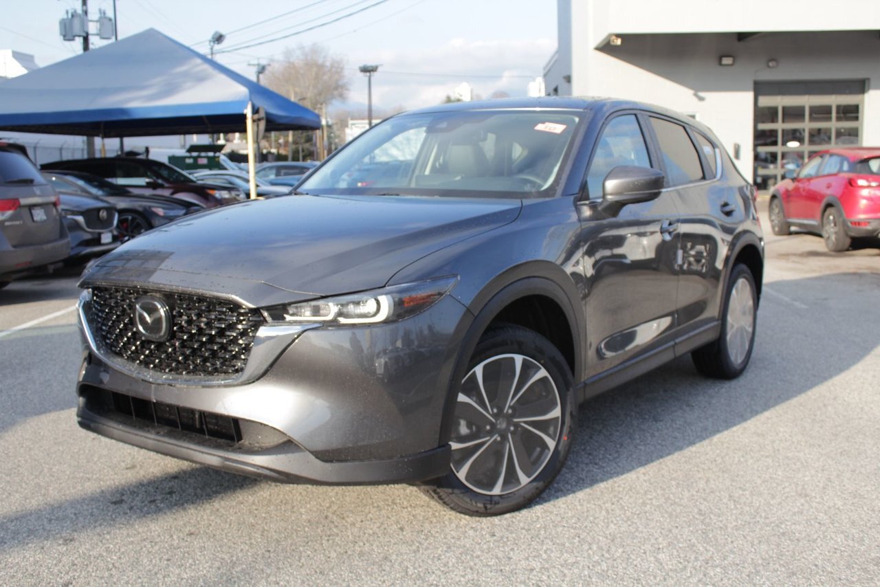 2024 Mazda CX-5 GS with comfort package!