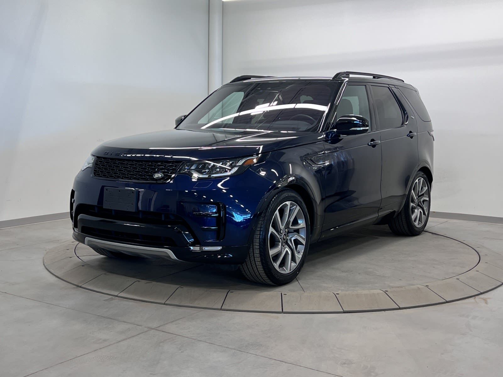 2020 Land Rover Discovery CERTIFIED PRE OWNED RATES AS LOW AS 3.99%