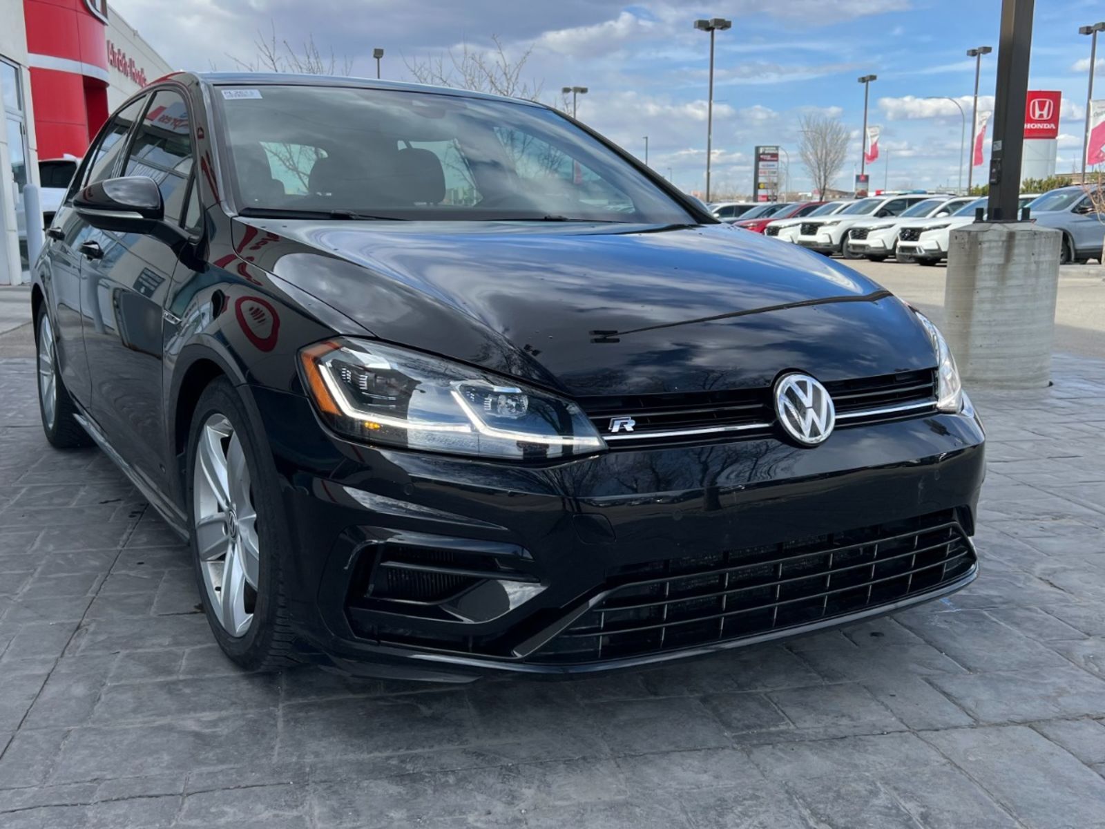 2019 Volkswagen Golf R Golf R: No Accidents, Local Vehicle 2 Sets of tire
