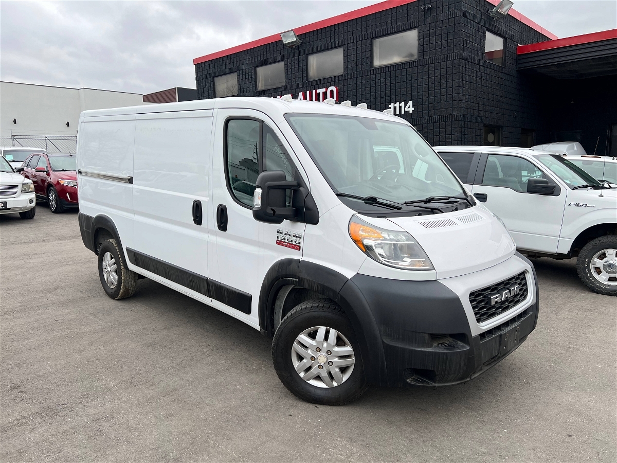 2019 Ram Promaster 1500! LOW ROOF! 136 WB! ONE OWNER! GAS! 
