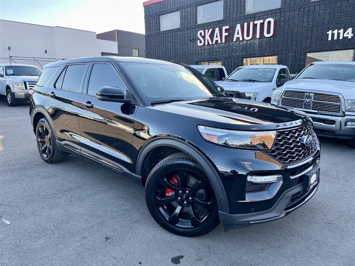 2021 Ford Explorer ST! ONE OWNER! WELL MAINTAINED!