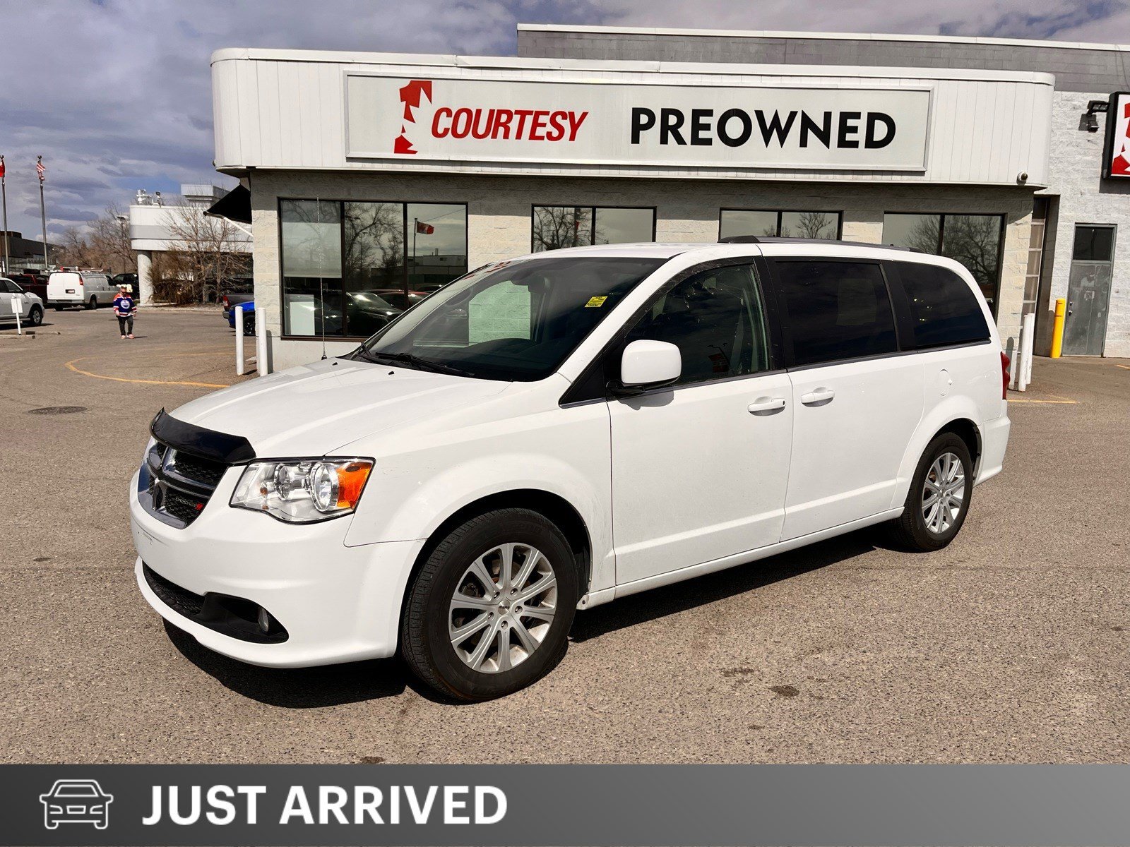 2019 Dodge Grand Caravan SXT | Leather Seating | Stow and Go