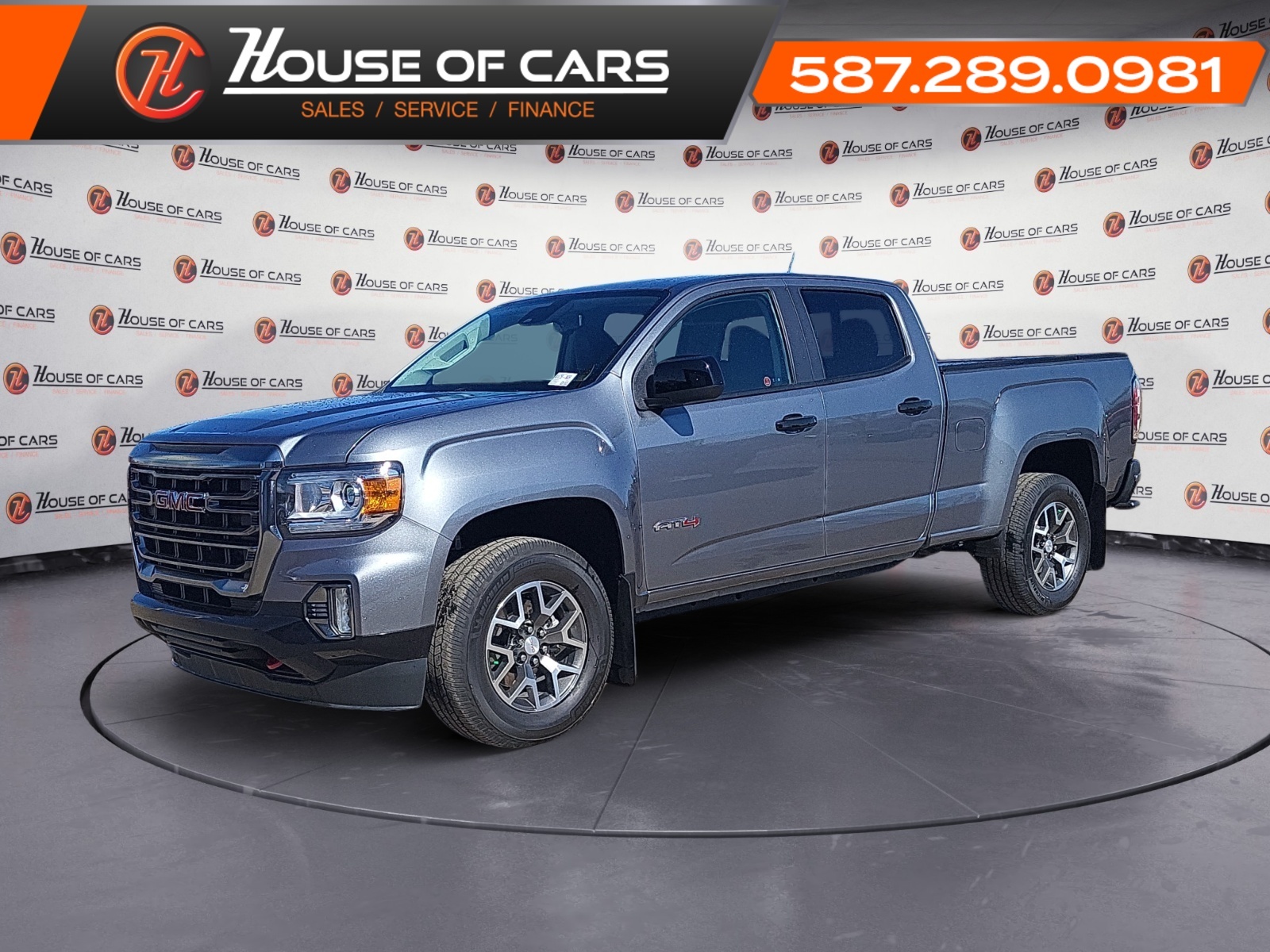 2021 GMC Canyon 4WD Crew Cab 128  AT4 w-Leather