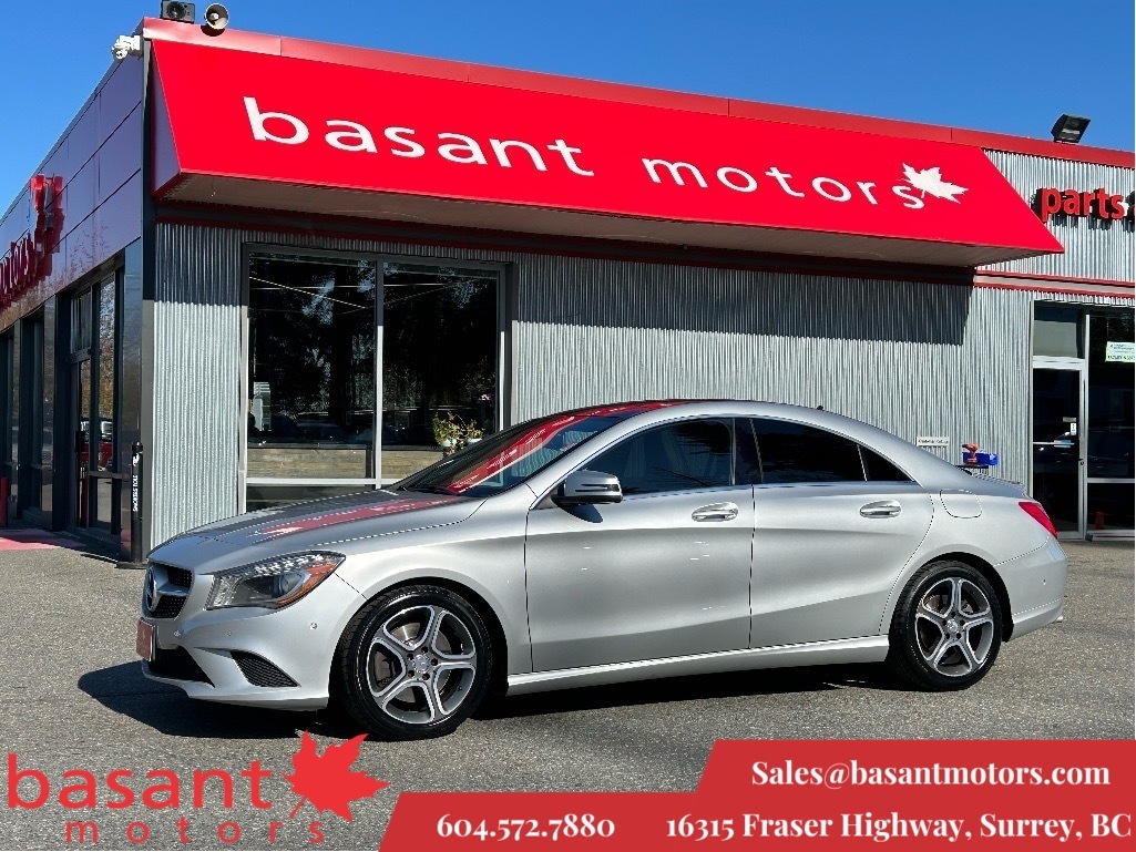2015 Mercedes-Benz CLA-Class 250, 4Matic, PanoRoof, Leather, Heated Seats!