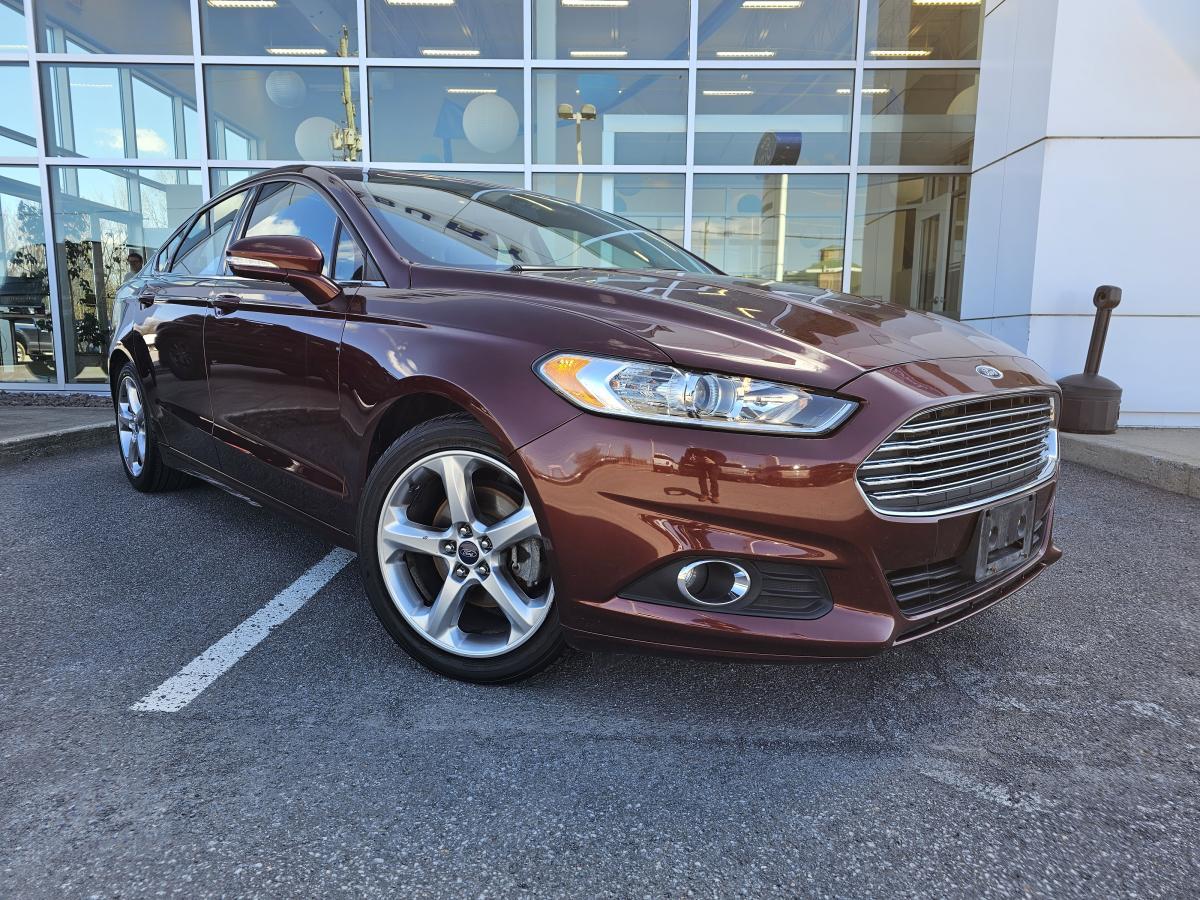 2015 Ford Fusion Sdn SE, heated seats, SE Tech/my ford touch pack