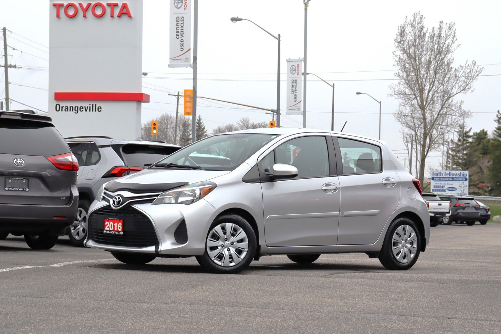 2016 Toyota Yaris LE, Bluetooth, Power Windows, Safety Certified