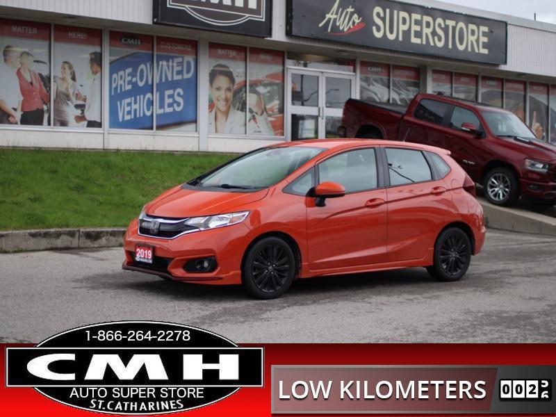 2019 Honda Fit Sport  **VERY LOW KMS - CLEAN CARFAX**