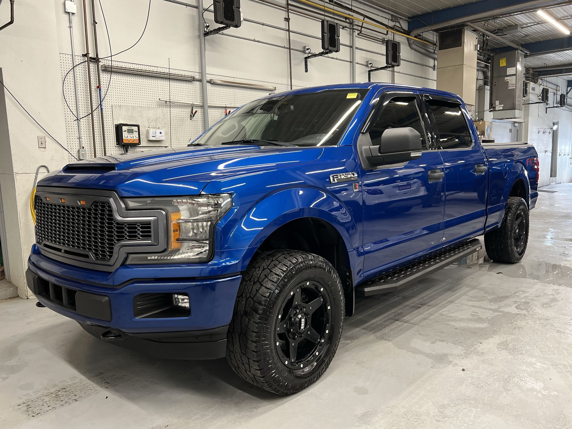 2018 Ford F-150 5.0 V8 4x4 | ROUSH SUPERCHARGER | LEATHER | 650HP!