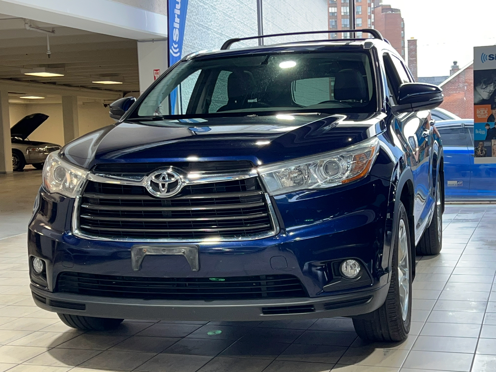2016 Toyota Highlander Limited - One Owner - Well Serviced - No Accidents