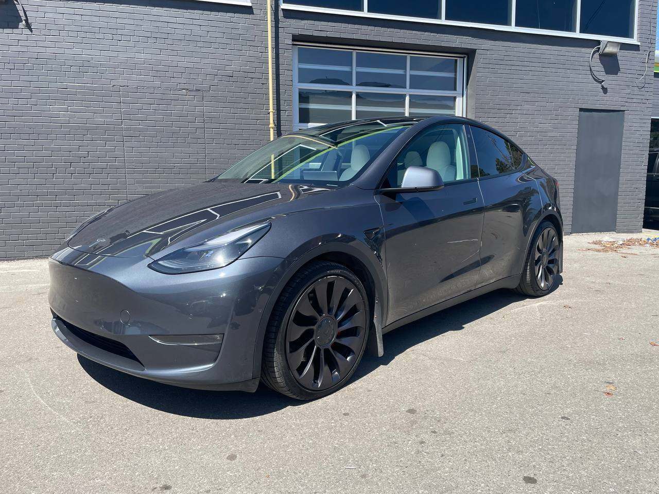2021 Tesla Model Y Performance AWD* NO ACCIDENTS* ONE OWNER* LONG RAN