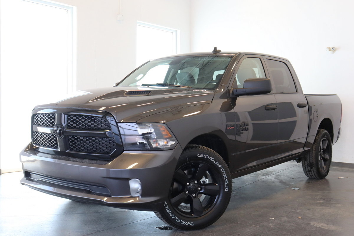 2023 Ram 1500 Classic EXPRESS V8 4X4 | DIFF 3.92 | SIEGES ET VOLANT CHAU