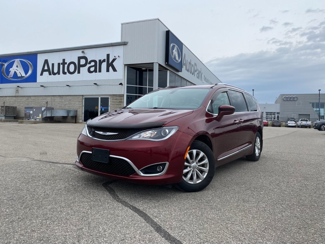 2017 Chrysler Pacifica Touring-L Plus Remote Start | Heated Leather Seats