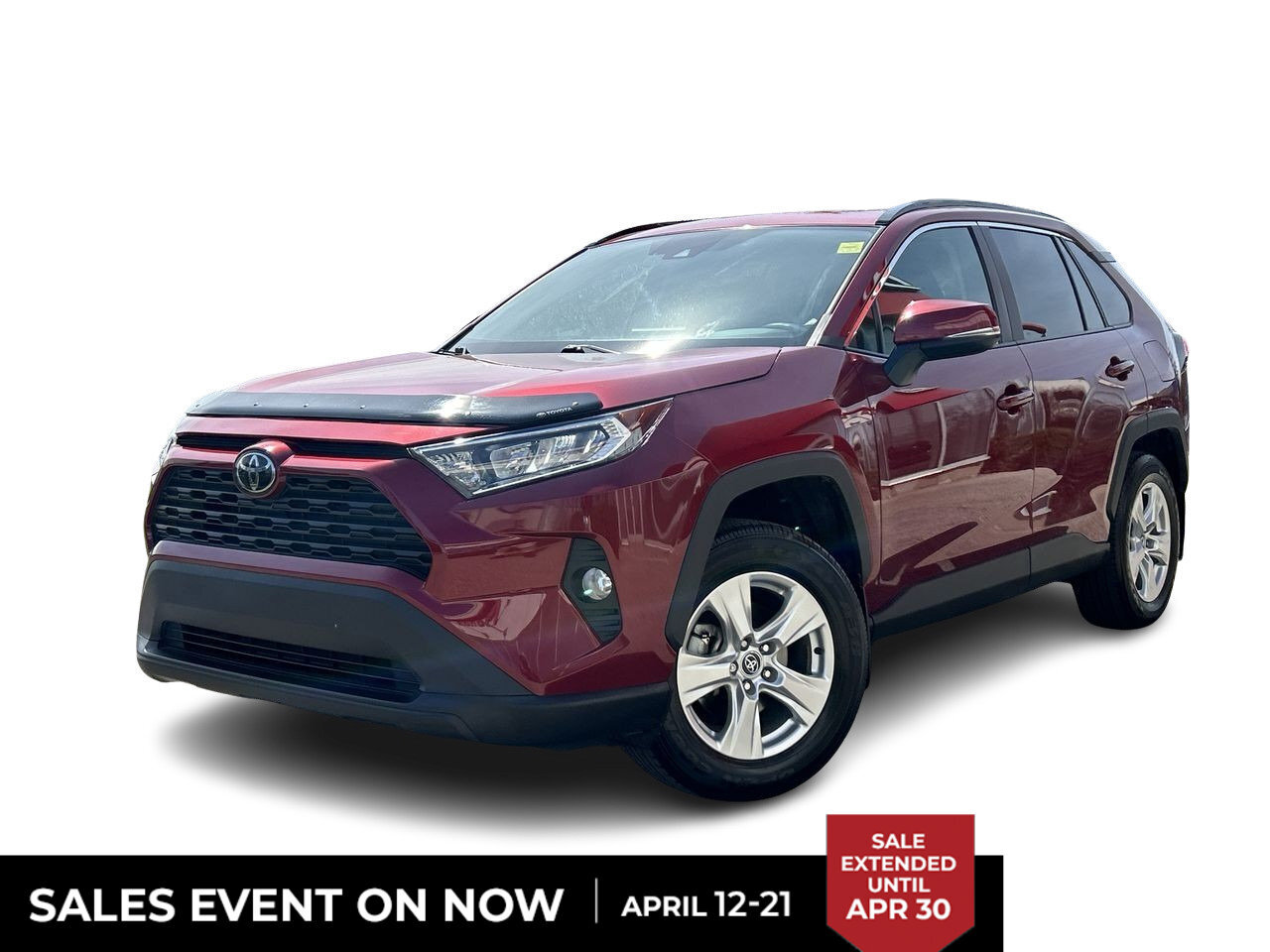 2021 Toyota RAV4 XLE FWD Clean Carfax | Winter Tire Package | Rever