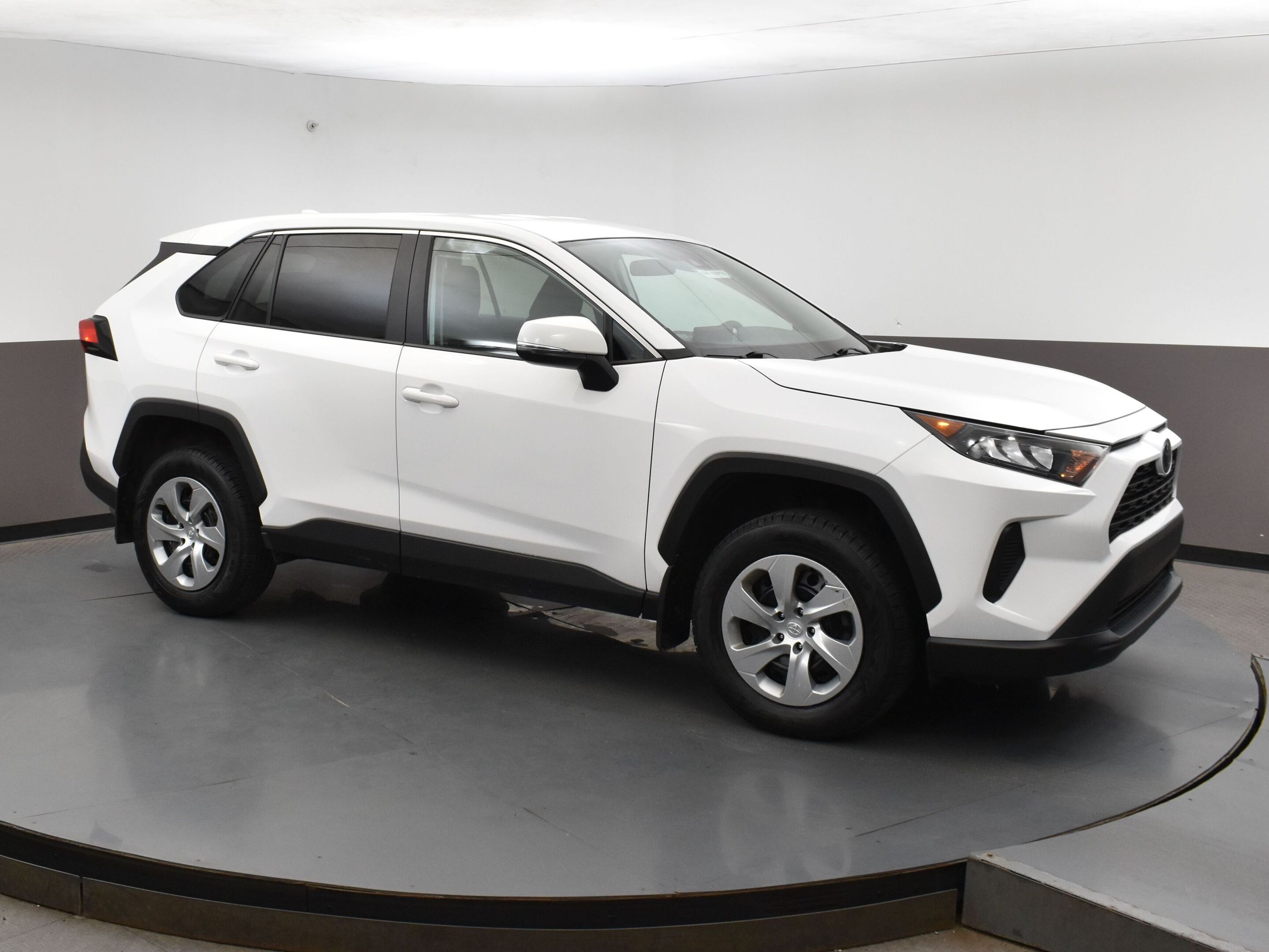 2022 Toyota RAV4 LE AWD with CLIMATE CONTROL, HEATED SEATS, SMARTPH