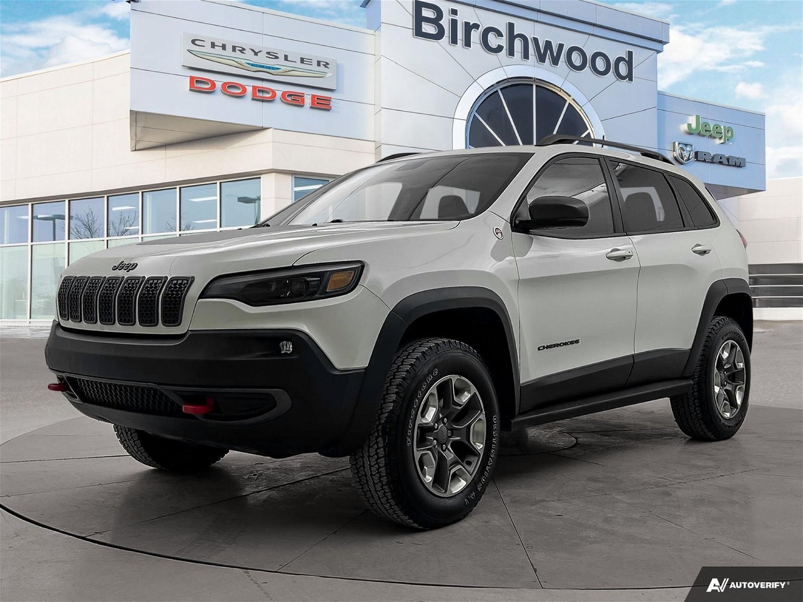 2019 Jeep Cherokee Trailhawk | No Accidents | Heated Seats | Heated S