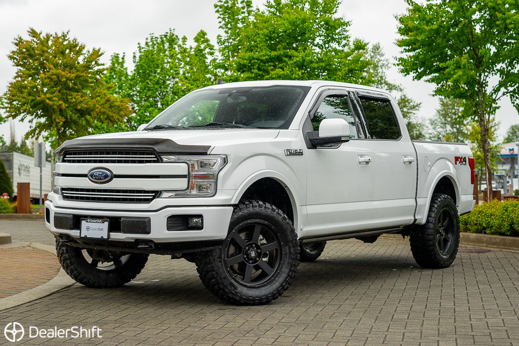 2019 Ford F-150 LARIAT 4WD SuperCrew 5.5' Box, 1-Owner, LIfted