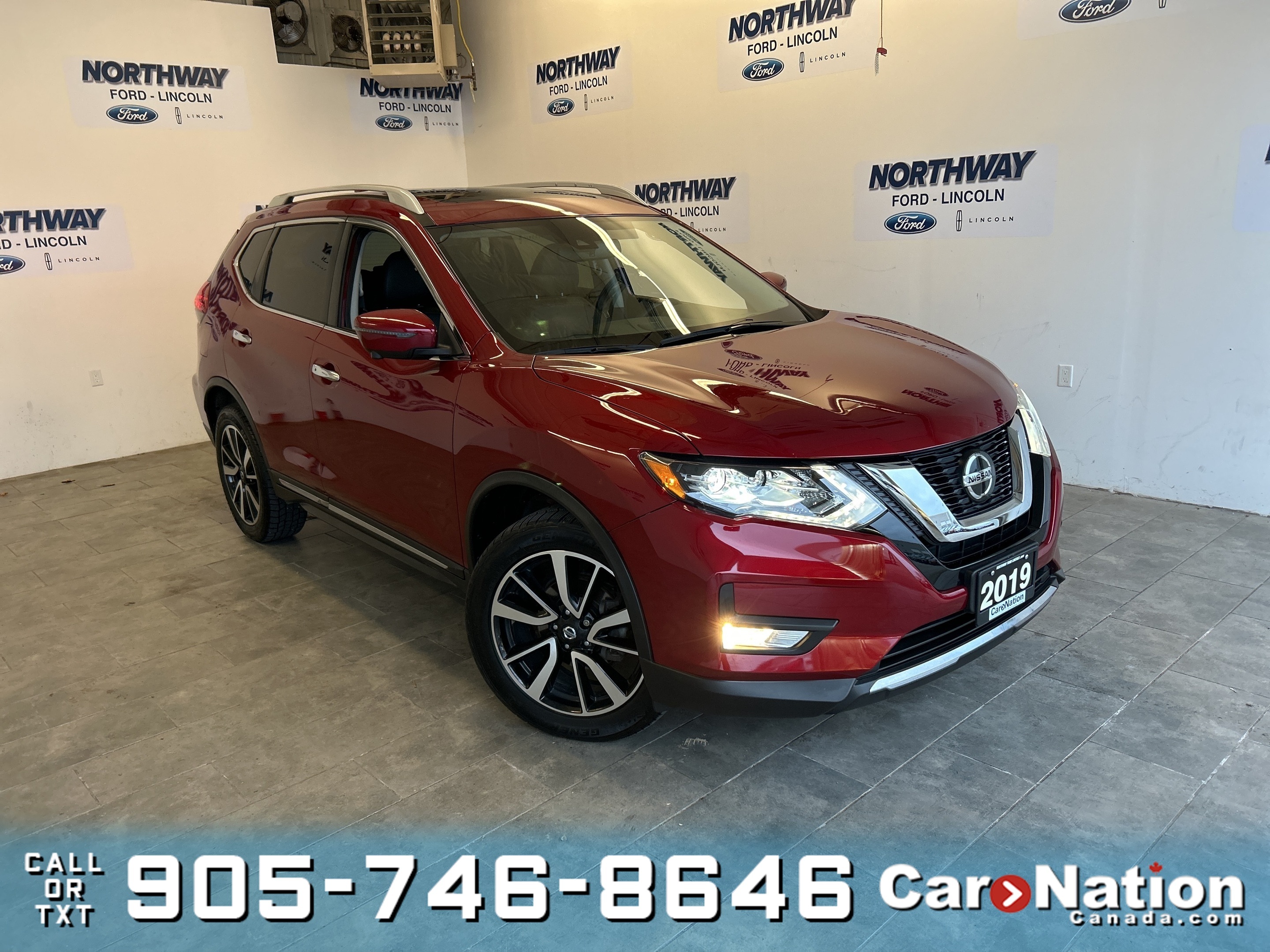 2019 Nissan Rogue SL | AWD | LEATHER | PANO ROOF | NAV | 1 OWNER 