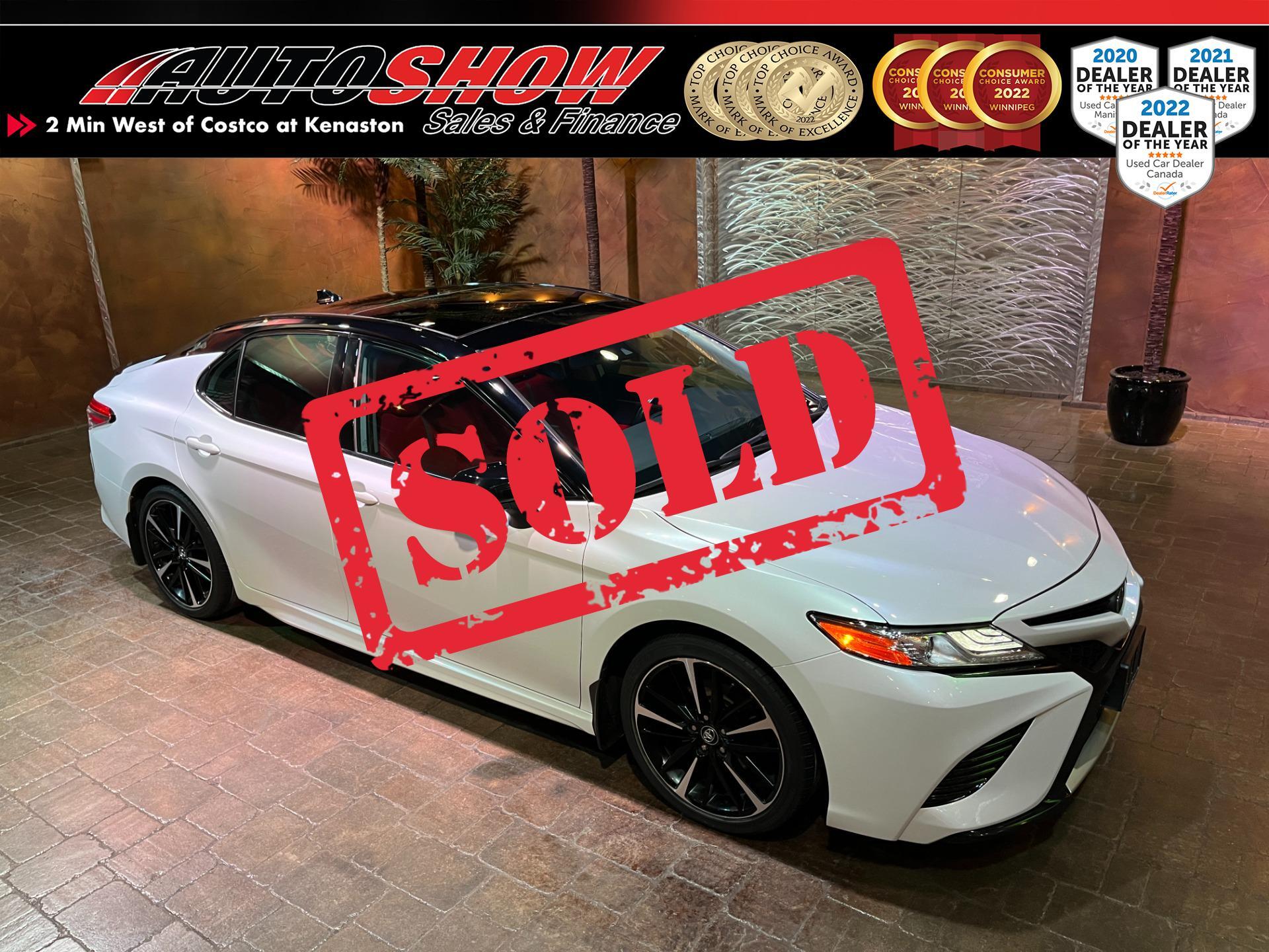 2020 Toyota Camry XSE - Htd Red Lthr, Pano Roof, 8in Scrn, 19in Rims