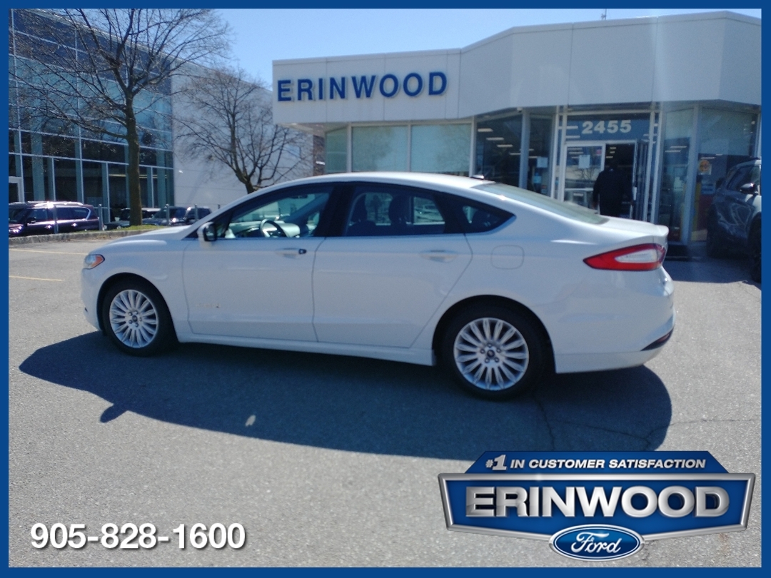 2013 Ford Fusion Hybrid SE - **AS IS VEHICLE**