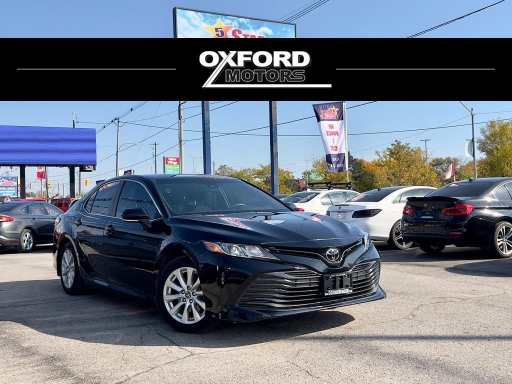 2018 Toyota Camry PWR SEAT HEATD SEATS MINT! WE FINANCE ALL CREDIT!