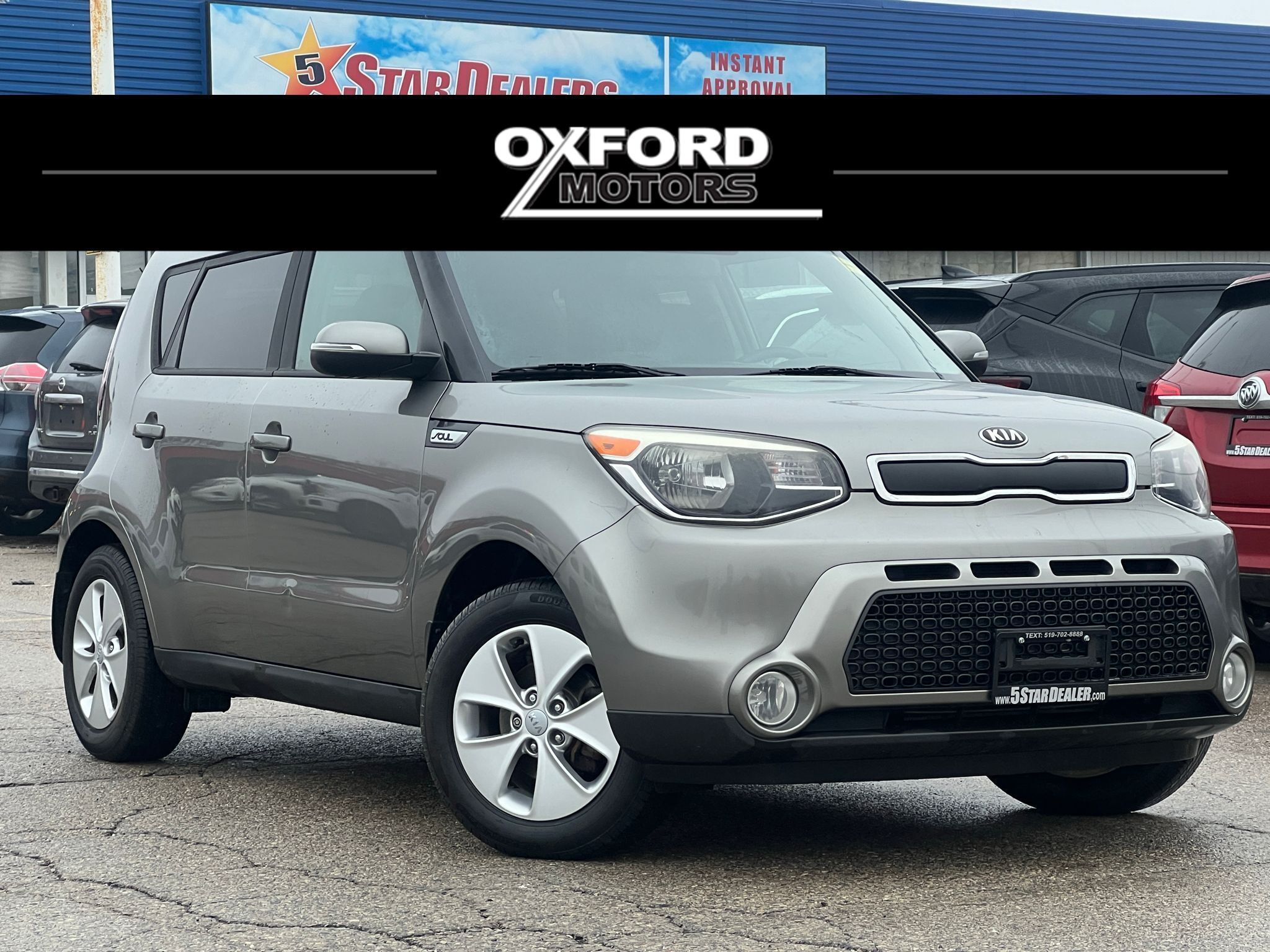 2014 Kia Soul EXCELLENT CONDITION MUST SEE WE FINANCE ALL CREDIT