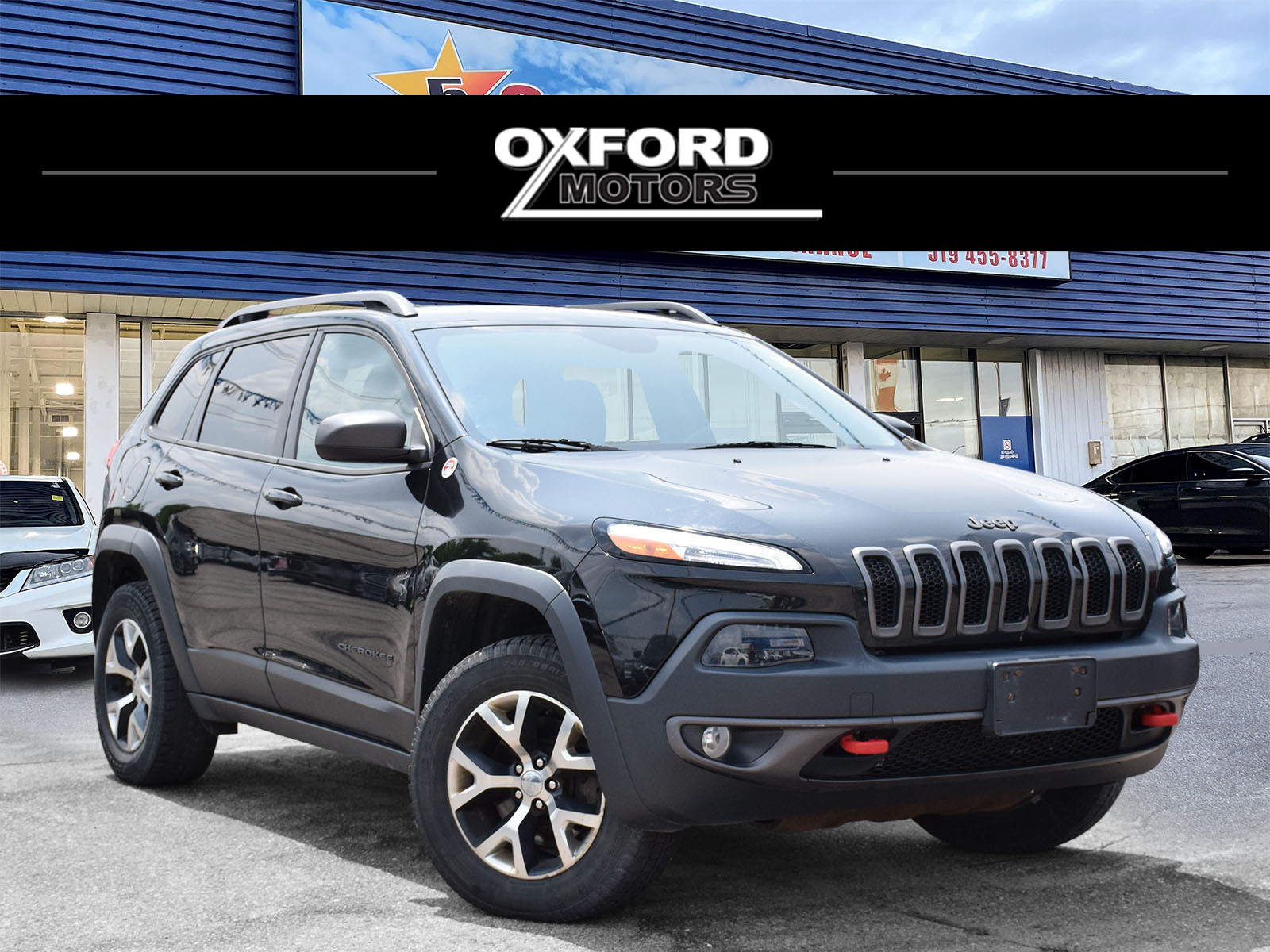 2016 Jeep Cherokee AWD LEATHER PANOROOF MINT! WE FINANCE ALL CREDIT