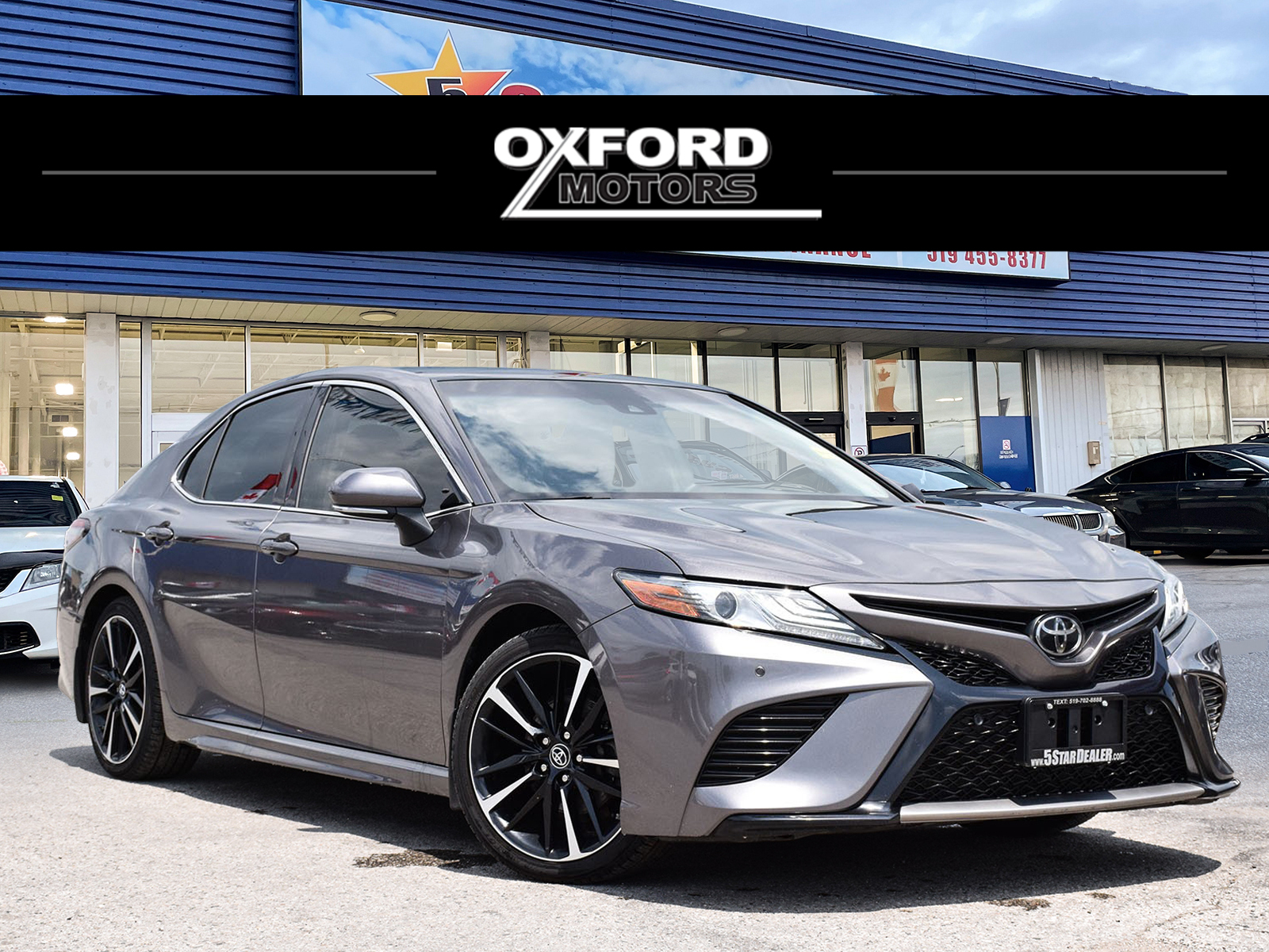 2018 Toyota Camry LEATHER PANO ROOF NAV ! WE FINANCE ALL CREDIT!