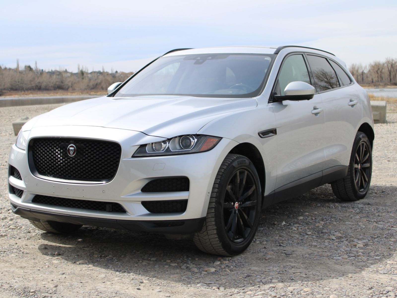 2020 Jaguar F-Pace NEW TIRES, NEW BRAKES AND UP TO DATE SERVICE!!