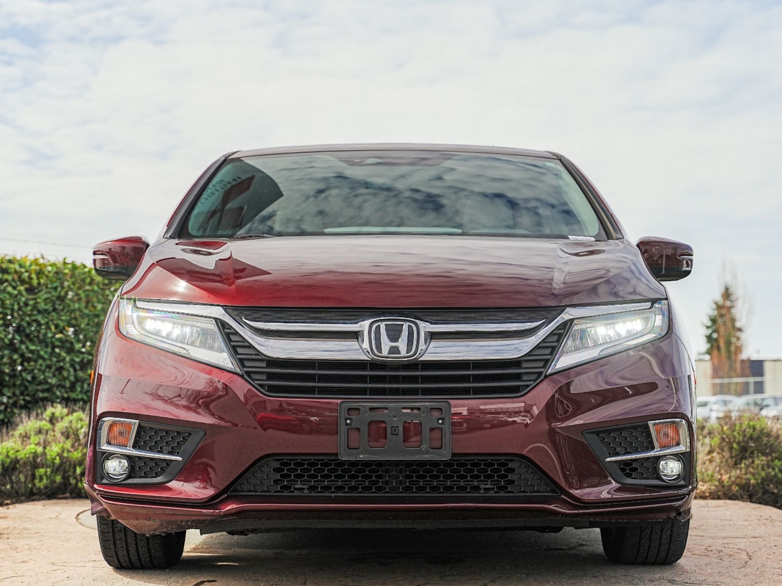 2019 Honda Odyssey Touring | V6 | SUNROOF | 8 SEATER | LANE KEEP