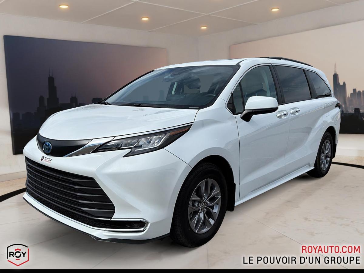 2023 Toyota Sienna XLE | Apple | Android | Toit Ouvrant | Cuir
