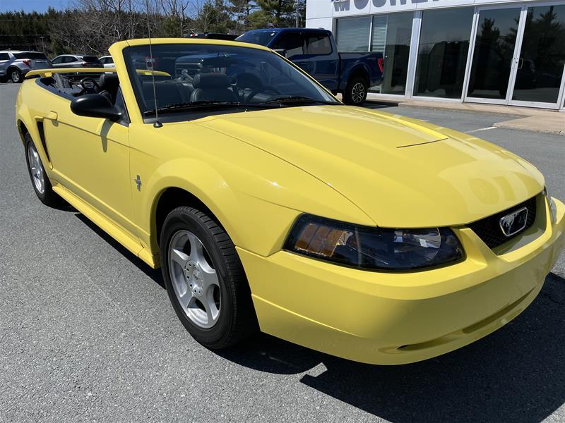 2003 Ford Mustang 2Dr Convertible