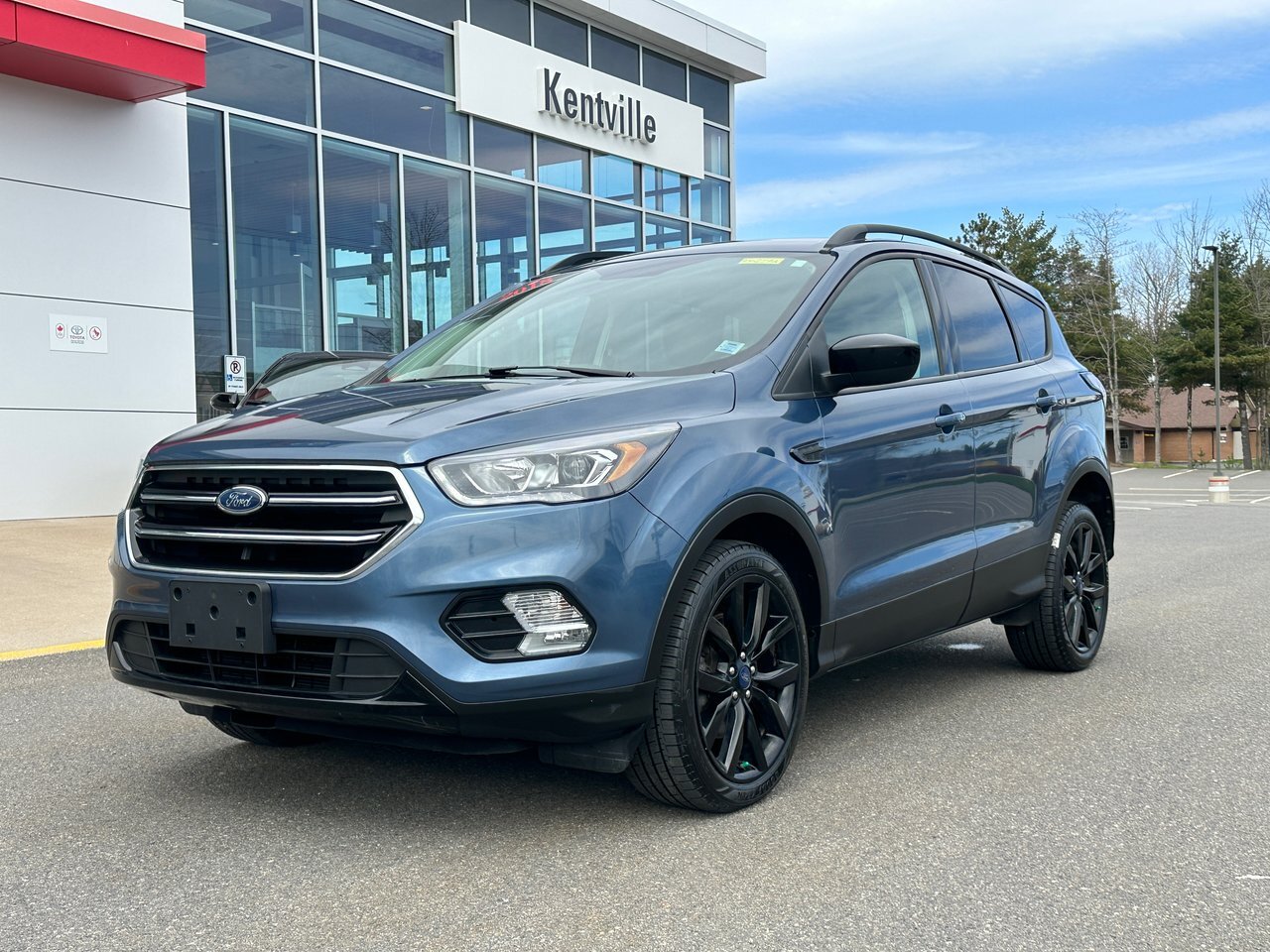 2018 Ford Escape SE Brand new tires and rear brakes! 160 point insp