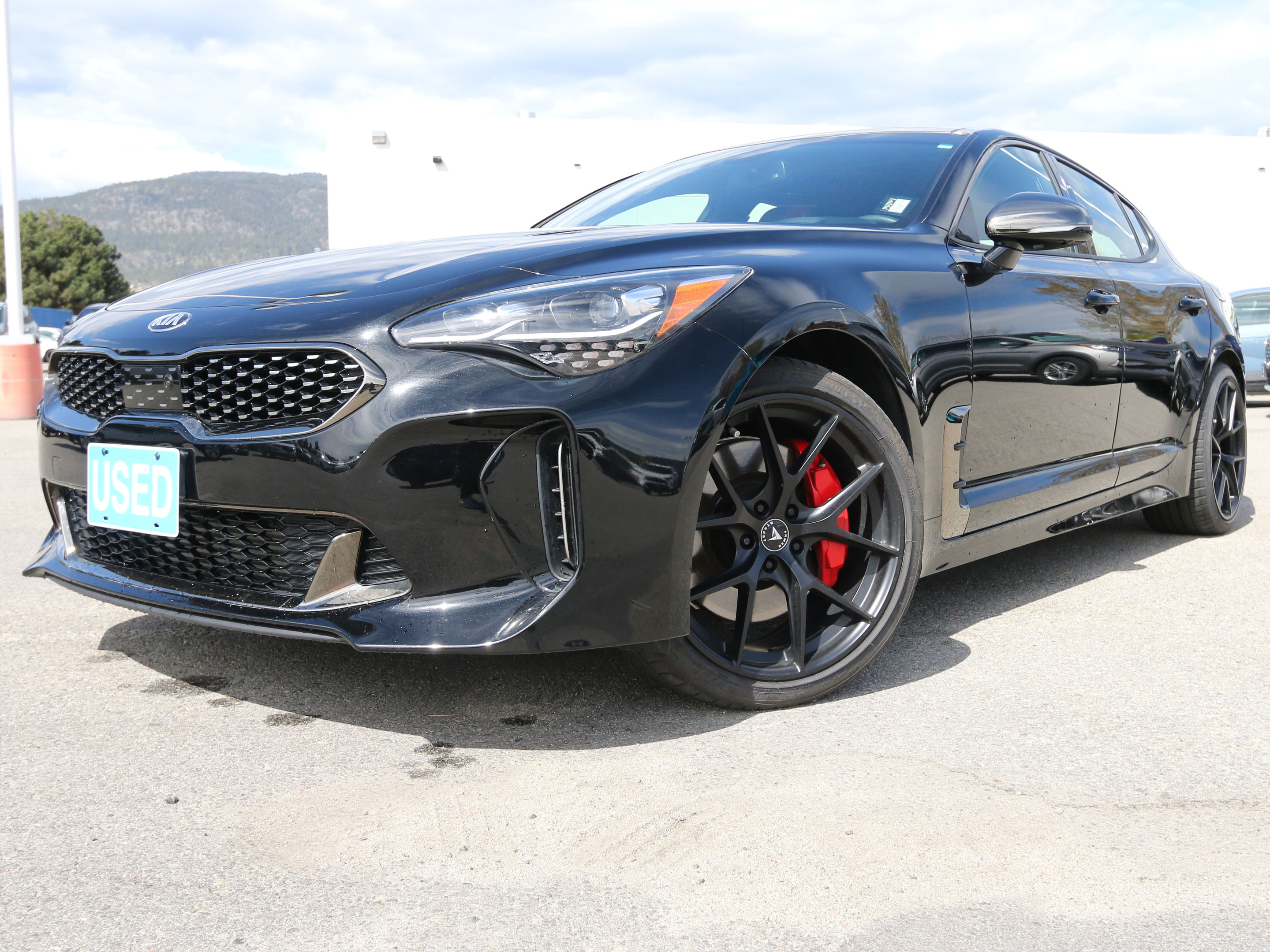 2020 Kia Stinger GT Limited AWD w-Red Interior- Heated Front Seats 