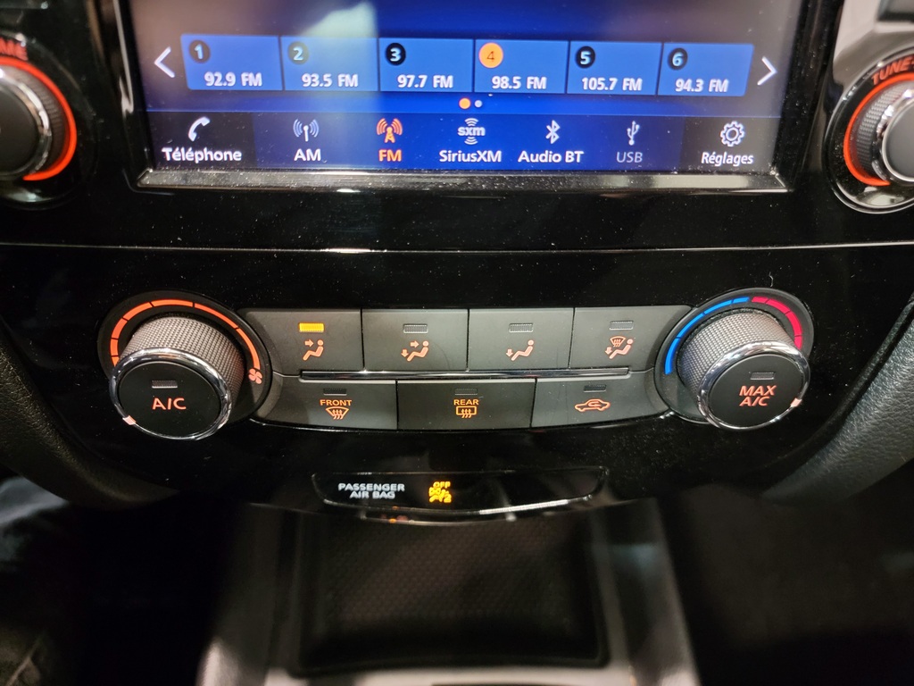 Nissan Rogue 2019 Climatisation, Lecteur DC, Mirroirs électriques, Sièges électriques, Vitres électriques, Régulateur de vitesse, Miroirs chauffants, Sièges chauffants, Verrouillage électrique, Bluetooth, Toit ouvrant à vision panoramique, Prise auxiliaire 12 volts, caméra-rétroviseur, Commandes de la radio au volant
