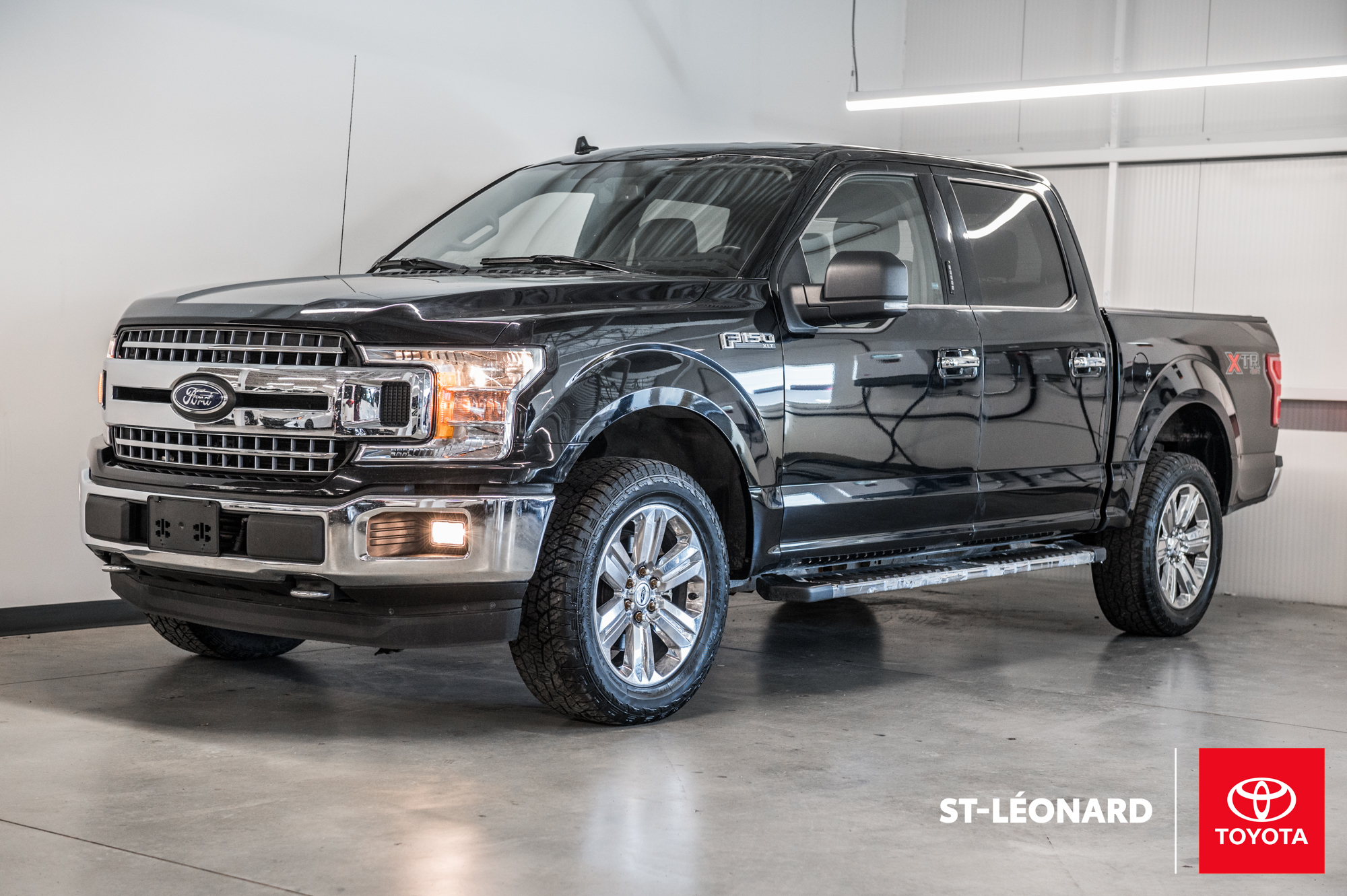 2018 Ford F-150 XLT - 302A - SUPERCREW - 145WB - 4X4 - 6PLACE