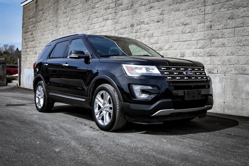 2016 Ford Explorer Limited  - Leather Seats -  Navigation - $186 B/W