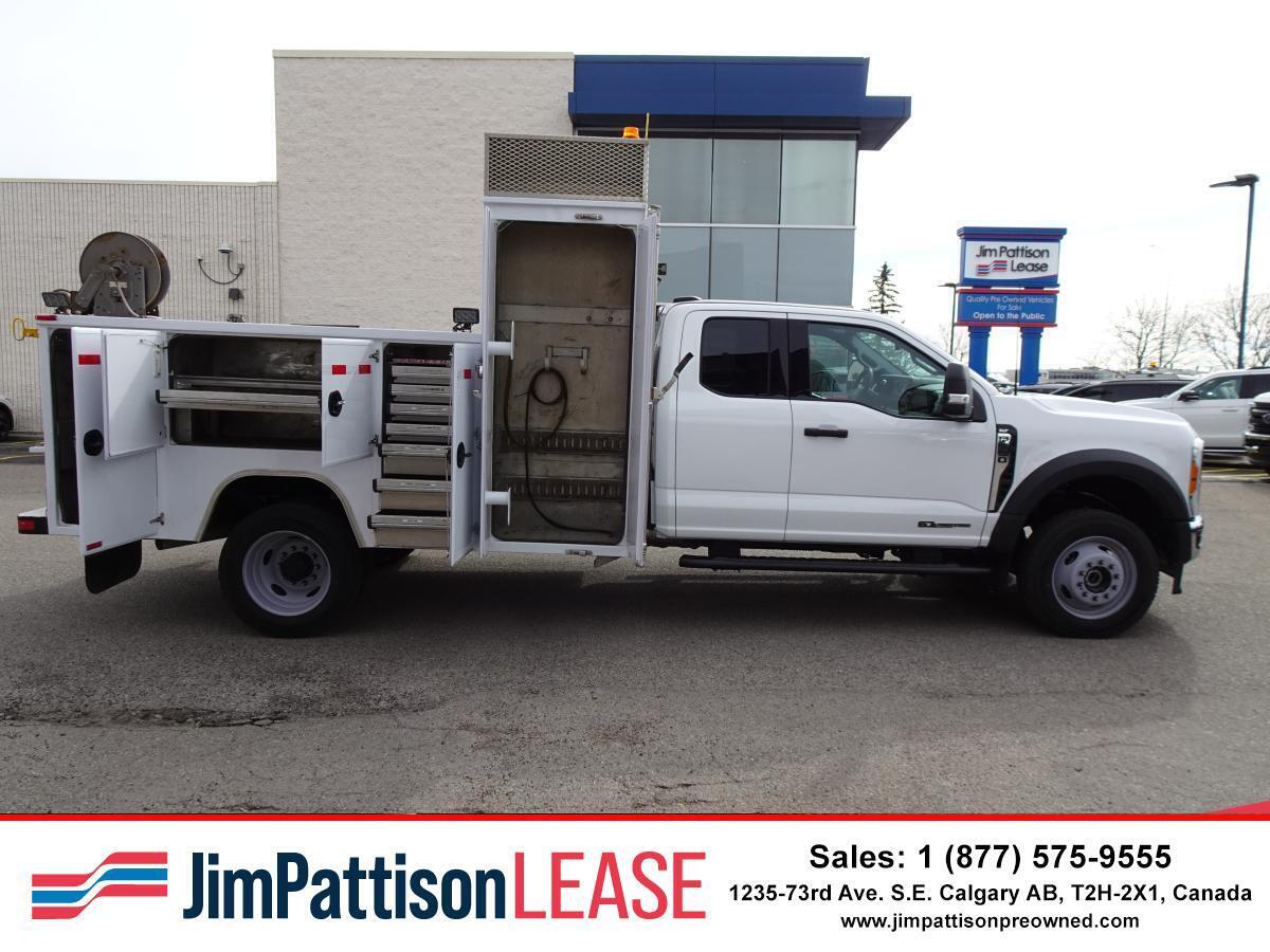 2023 Ford F-550 F-550 SD XLT DRW Extended Cab 4X4 w/Service Body