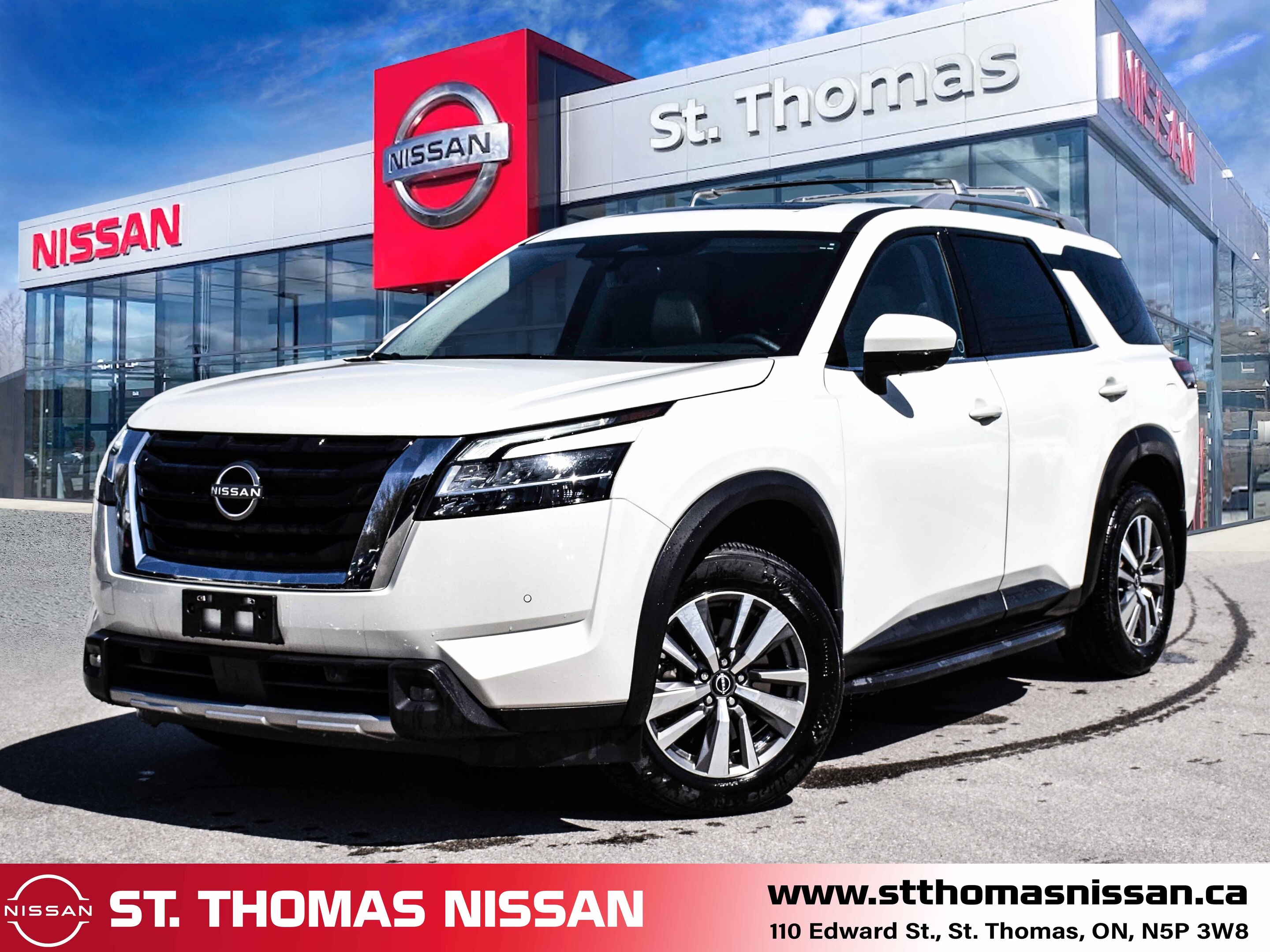 2023 Nissan Pathfinder SL 4WD 