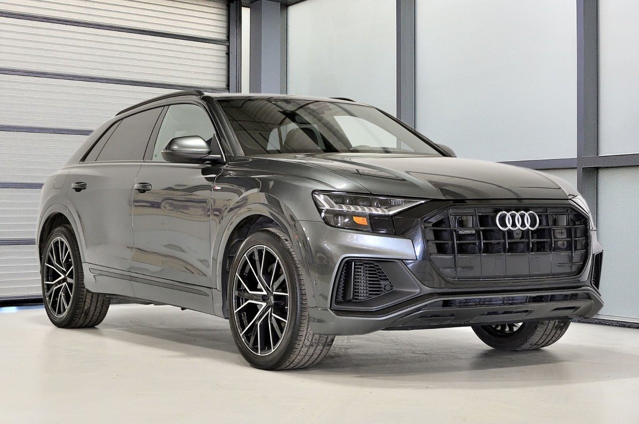 2019 Audi Q8 Technik / Black Optics / S-Line / Dynamic Ride 