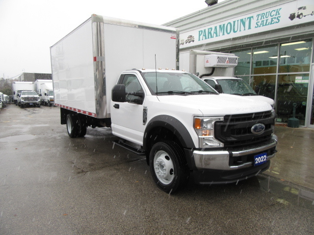 2022 Ford F-550 GAS WITH 16 FT ALUMINUM BOX & RAMP