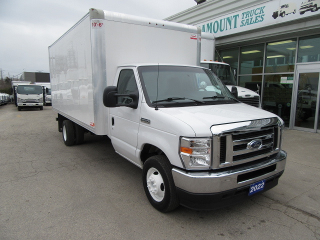 2022 Ford E-450 GAS 16 FT ALUMINUM CUBE BOX & RAMP / 2 IN STOCK