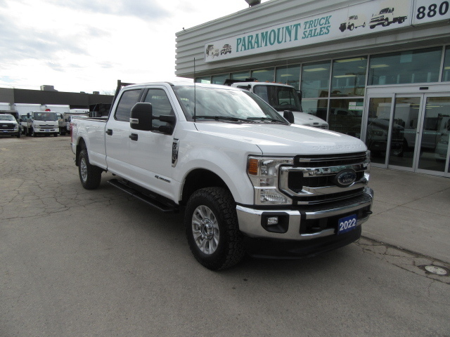 2022 Ford F-250 DIESEL CREW CAB 4X4 XLT PKG WITH 8 FT LONG BOX