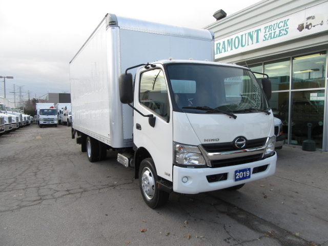 2019 Hino 195 DIESEL 18FT ALUMINUM BOX WITH POWER LIFTGATE