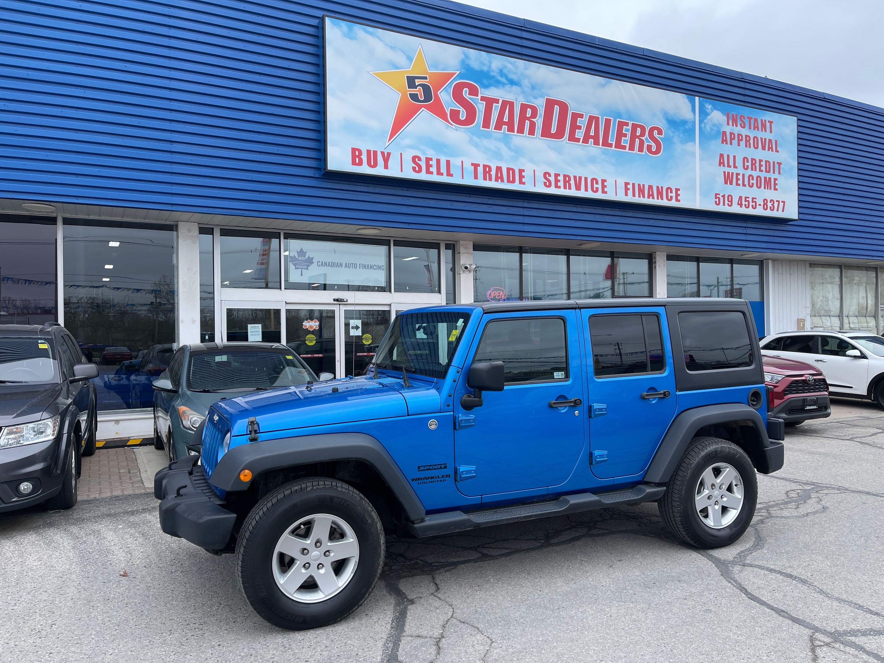 2014 Jeep WRANGLER UNLIMITED  2TOPS $6000 factory options WE FINANCE ALL CREDIT