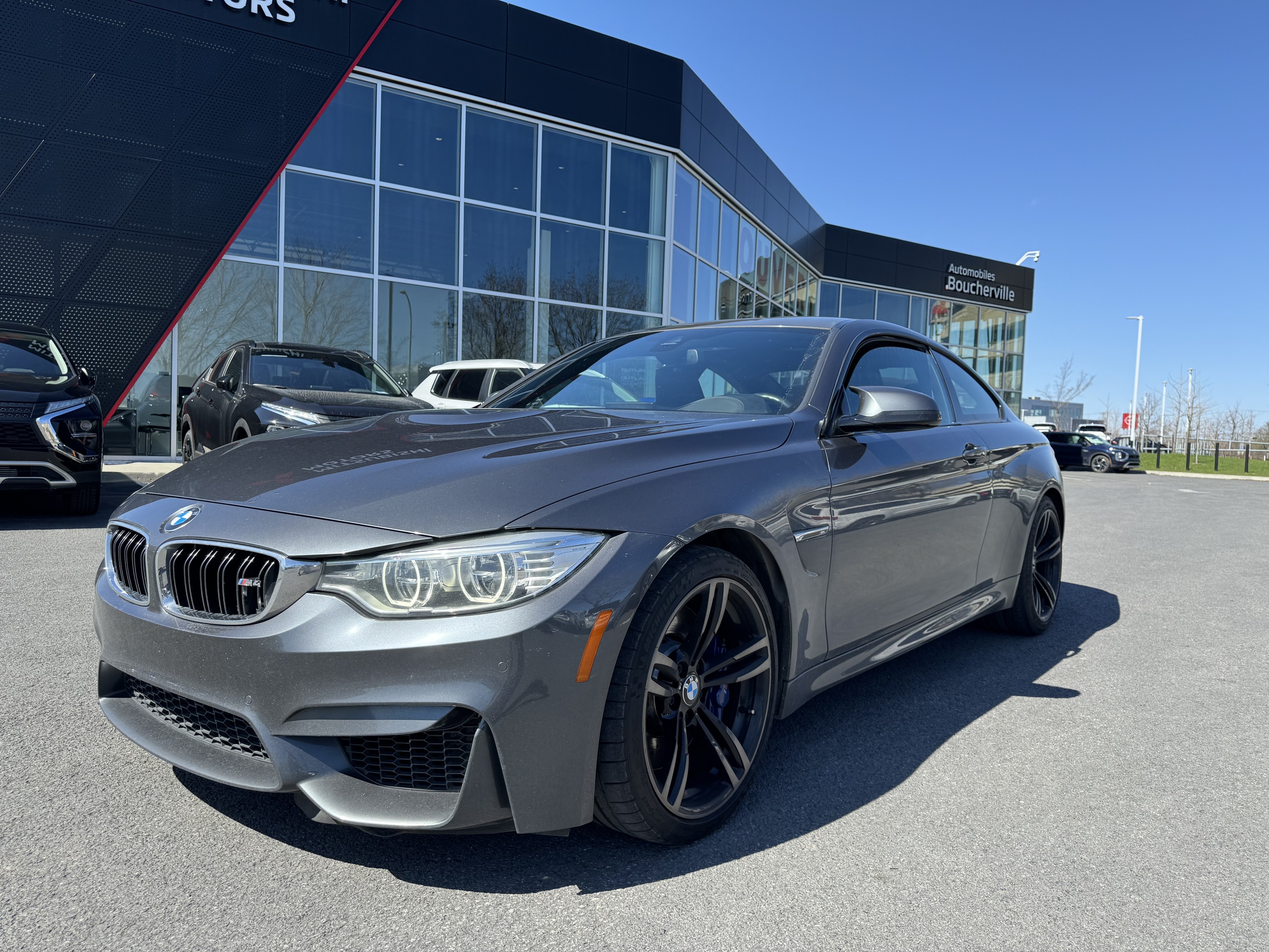 2016 BMW M4 carbon+premium package, DCT, inspection BMW