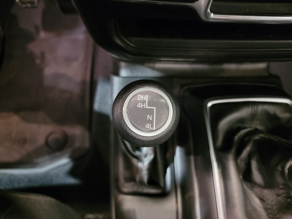 Jeep Wrangler 2022 Air conditioner, Speed regulator, Bluetooth, , rear-view camera, Steering wheel radio controls