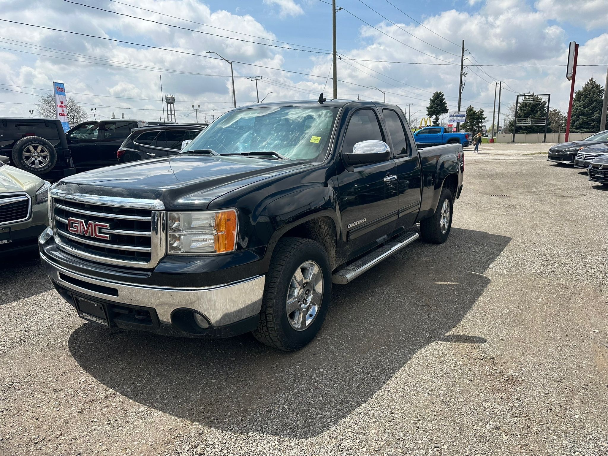 2012 GMC Sierra 1500 GREAT CONDITION! MUST SEE! WE FINANCE ALL CREDIT!