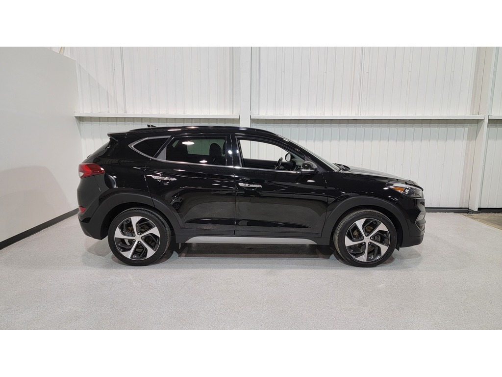 Hyundai Tucson 2018 Air conditioner, Navigation system, Electric mirrors, Power Seats, Electric windows, Speed regulator, Heated seats, Leather interior, Electric lock, Bluetooth, Mechanically opening tailgate, Ventilated seats, , rear-view camera, Heated steering wheel, Steering wheel radio controls