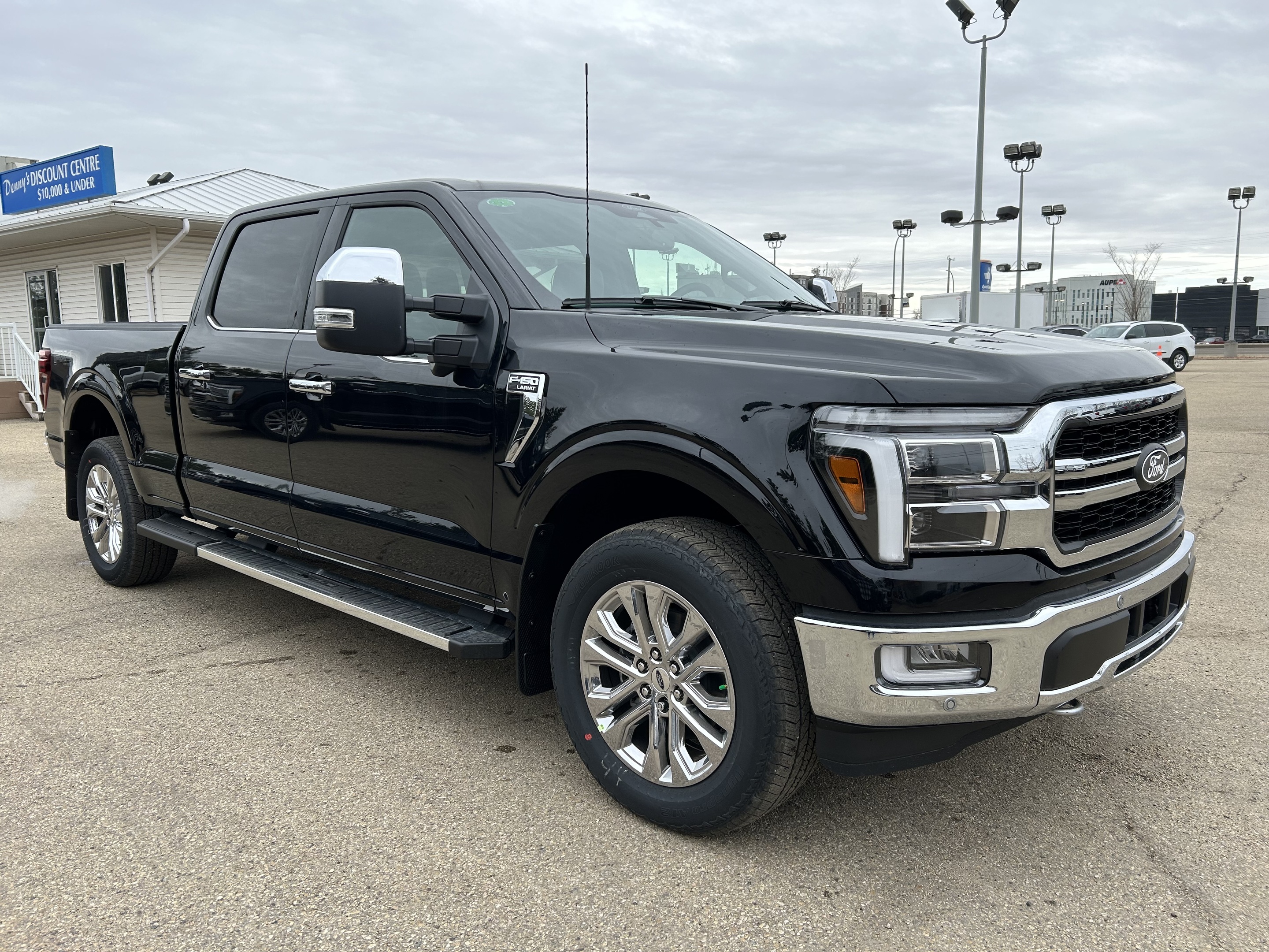 2024 Ford F-150 LARIAT 501A *157" WB* w/FX4 PKG & TOW MIRRORS